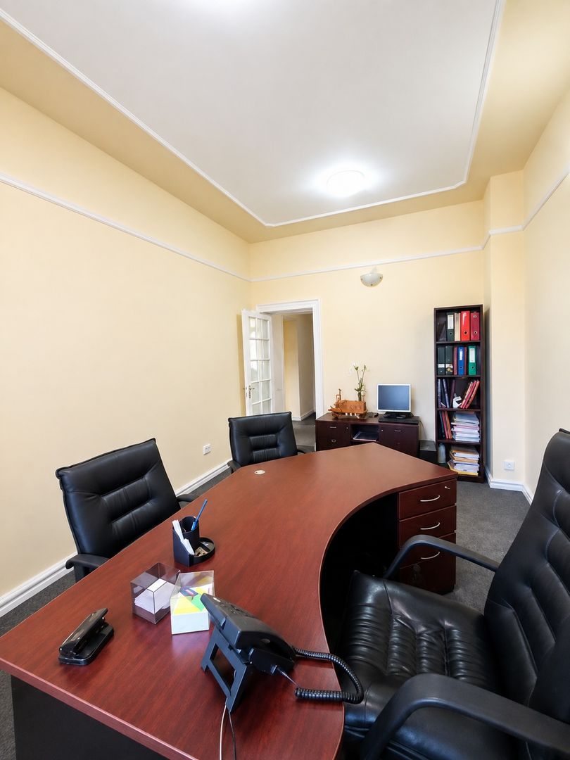 Oportunitate de investitie! Vila ultracentrala, zona Armeneasaca, com - Poză 6