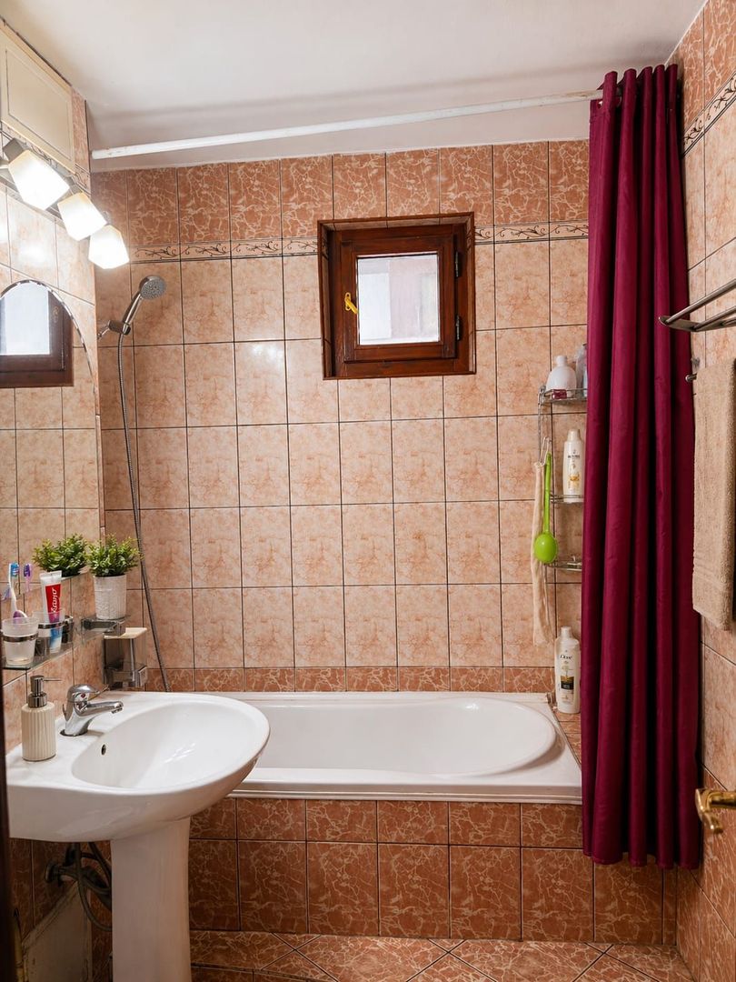 De vanzare apartament cu 4 camere, Dunarea Mall, 95.000 euro - Poză 2