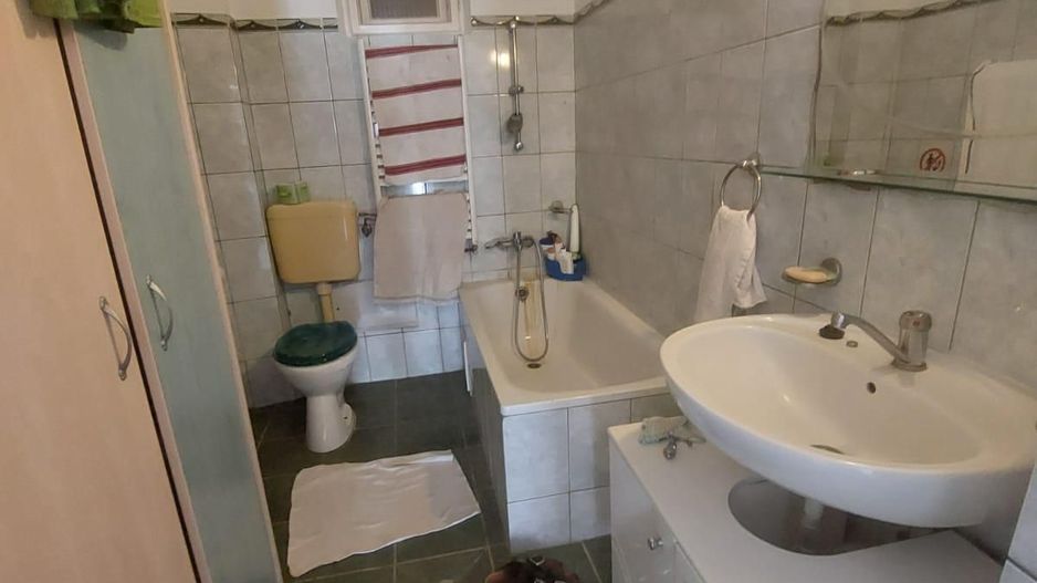 Casa de inchiriat - Poză 13