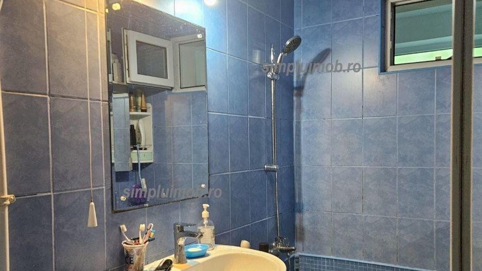 3 Camere Renovat Parcare Alexandru Obregia - Poză 13