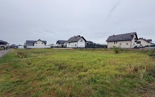 TEREN INTRAVILAN 860 MP | RĂDĂUȚI | 65.000 EURO - Poză 4