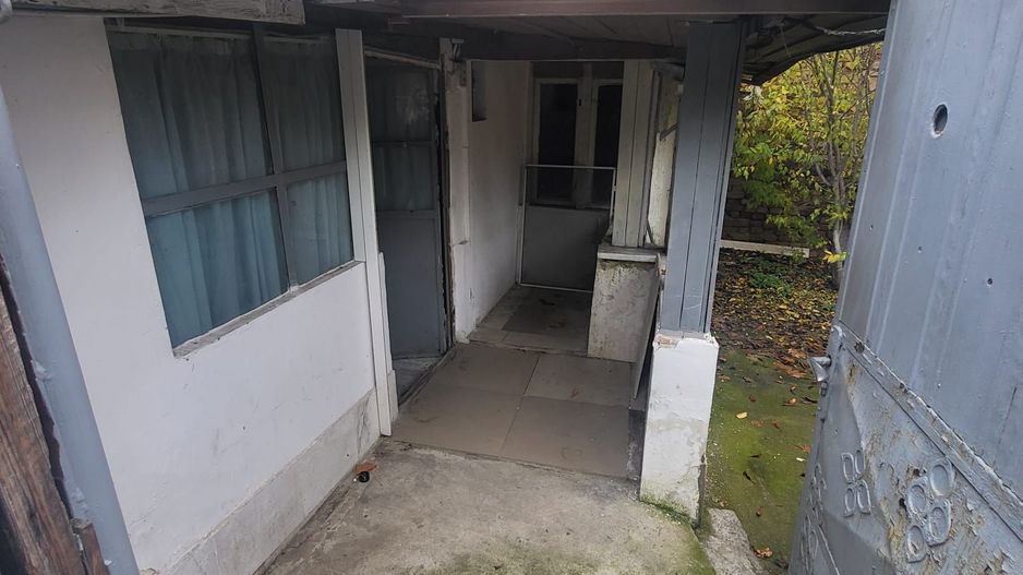 Casă 3 camere de vânzare – Baba Novac, teren 184 mp - Poză 1