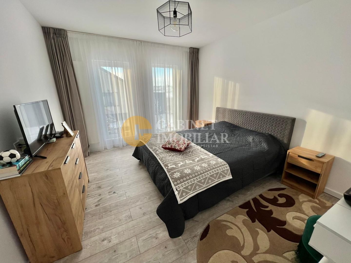 Vila PREMIUM - 4 camere - 3 bai - garaj - 210 mp utili - 2022 - mobilata - Poză 8