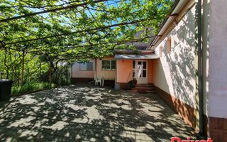 Casă cu grădină str.Anton Pann/486mp/3 front/spațiu com./155.000€neg. - Poză 3