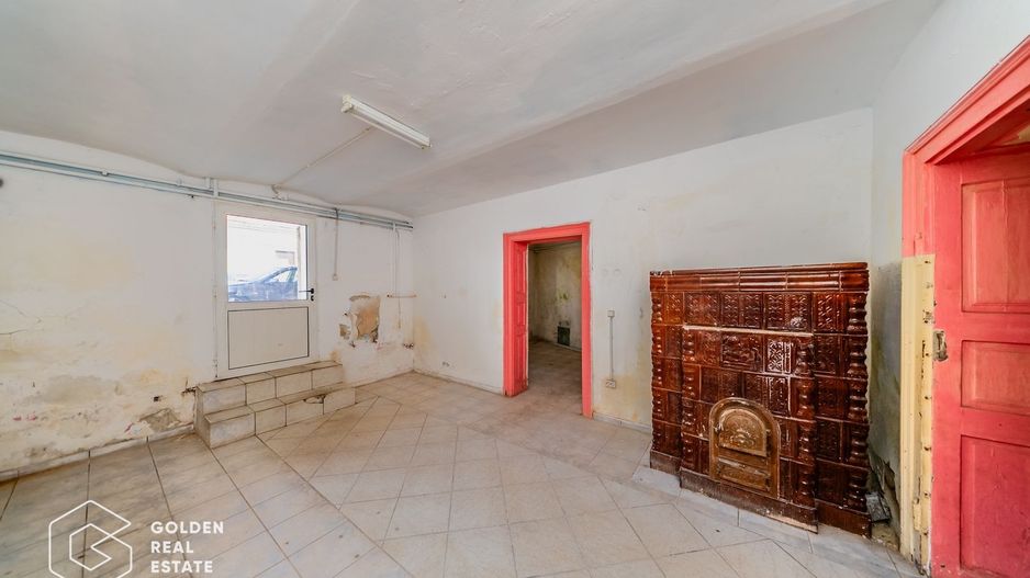 Casa individula cu 5 camere, zona central - Poză 19