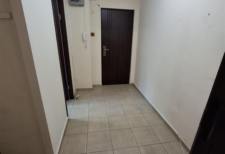 Favorit-Gh Lazar 3 camere parter cu centrala proprie - Poză 10