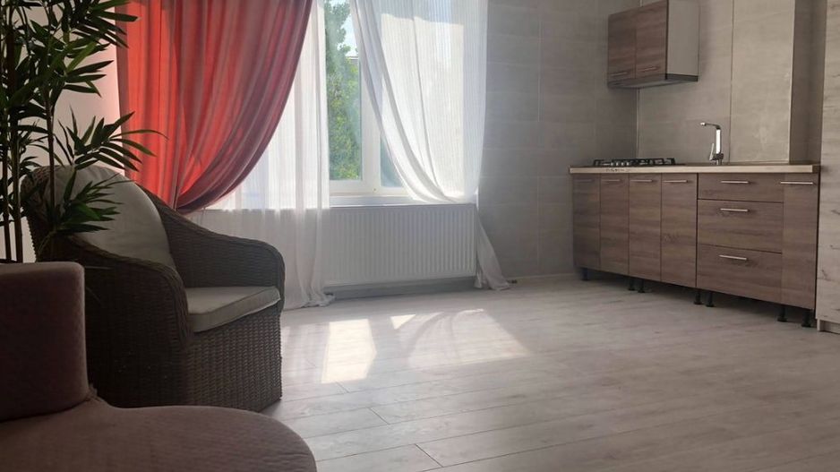 GARSONIERA 1 MAI, BUCATARIE OPEN-SPACE, BLOC NOU, METROU 5 MINUTE - Poză 2