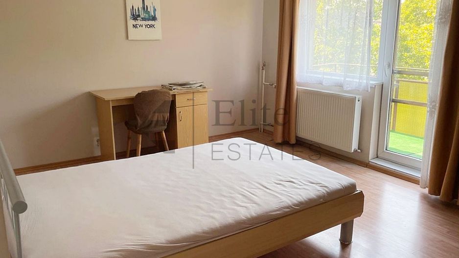 Apartament cu doua camere in zona Bulevardul Decebal - Poză 1