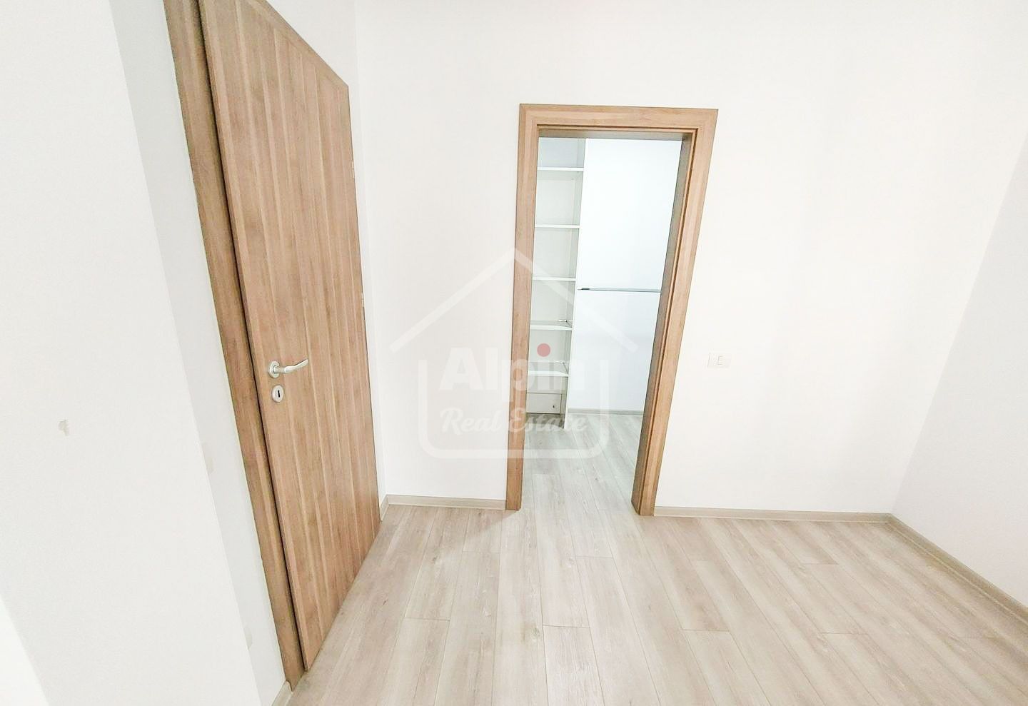 Apartament Suprafata Mare I Tractorul Coresi - Poză 8