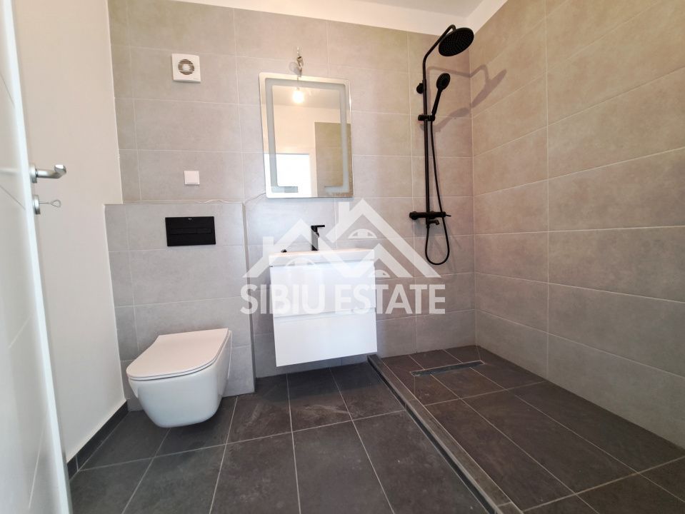 Apartament 4 camere, 2 bai bloc nou cu lift si parcare - Poză 4