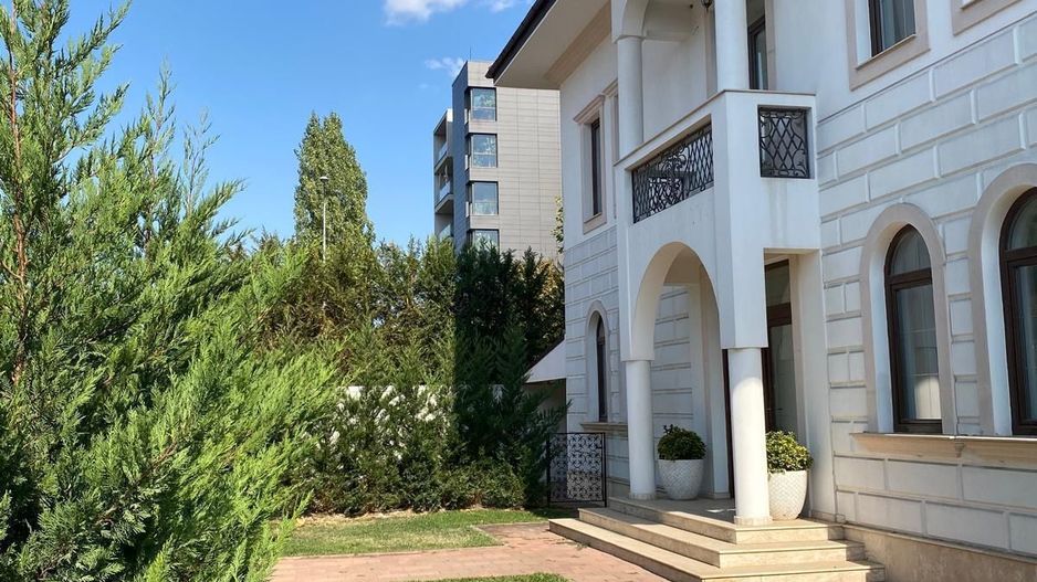 VILA CASA DE INCHIRIERE IN ZONA EROU IANCU NICOLAE PIPERA - Poză 12