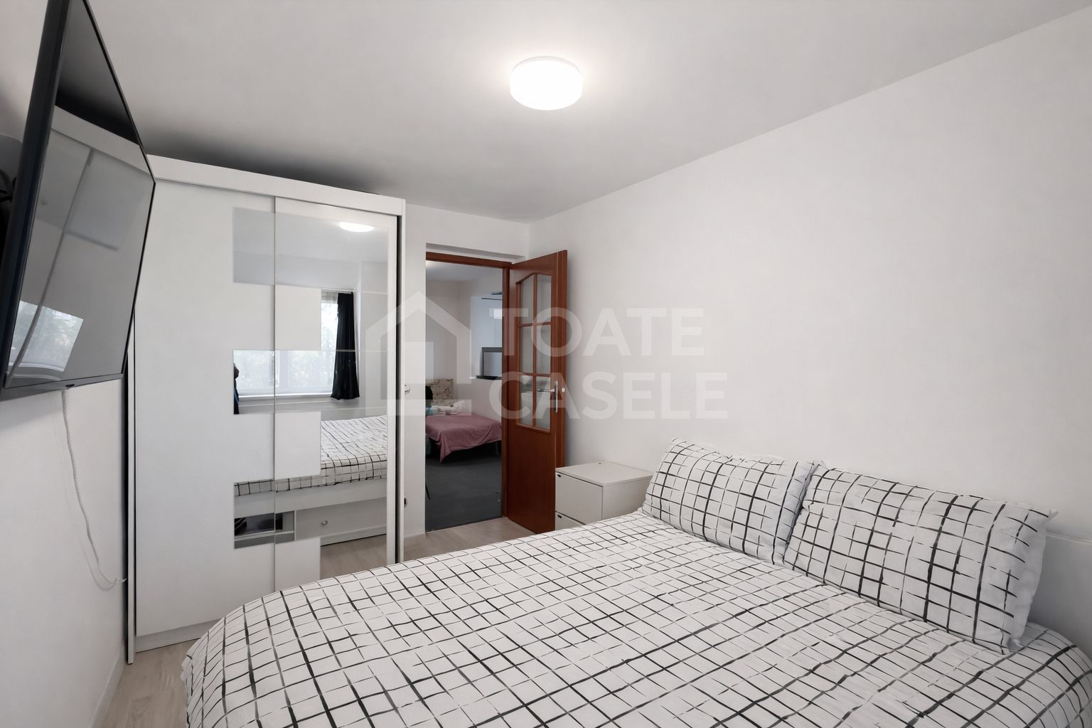 Apartament cu 3 camere, zona Interservisan - Poză 4