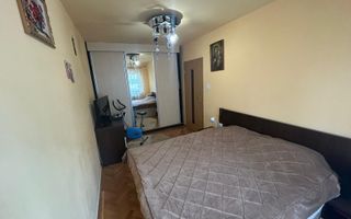 Apartament 3 camere | 2 Băi | Balcon de 5 mp | Lift  | Vasile Aaron - Poză 4