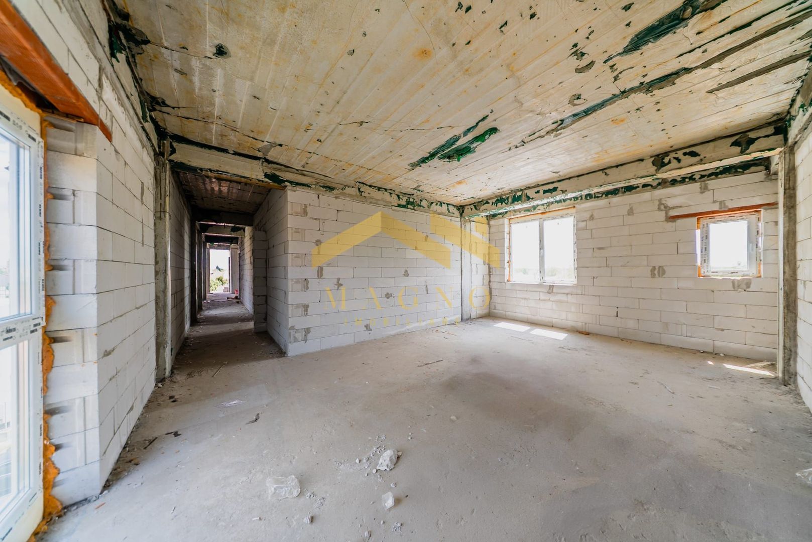 Bloc cu 12 Apartamente si Hala Industriala-Oferta Speciala/Sannicolau - Poză 33