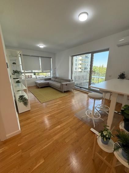 2 camere | Luxuria Residence | Expozitiei | Domenii - Poză 1