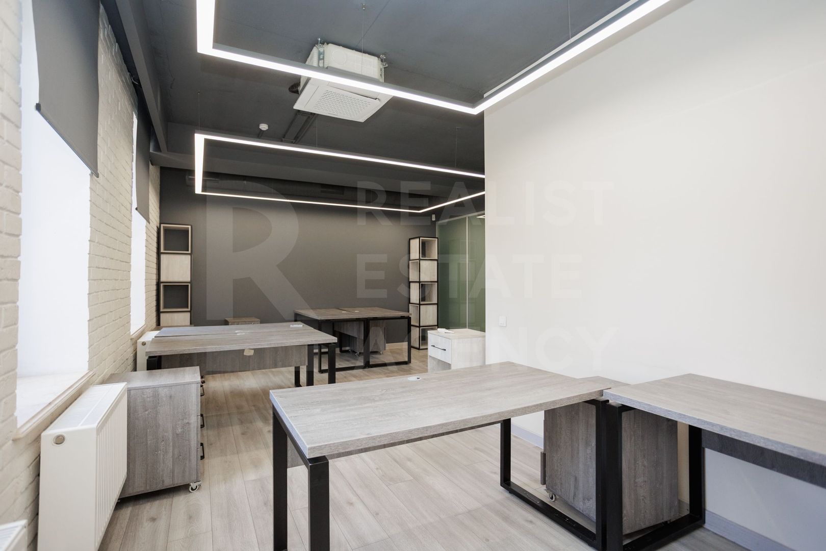 Se oferă oficiu sper chirie 270 mp, str. Petru Rareș, Centru - Poză 23