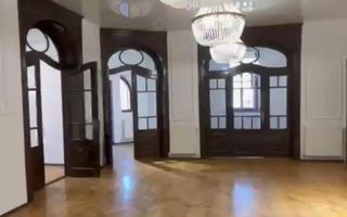 Apartament deosebit în vilă interbelică | Zonă centrală | 6 camere - Poză 5