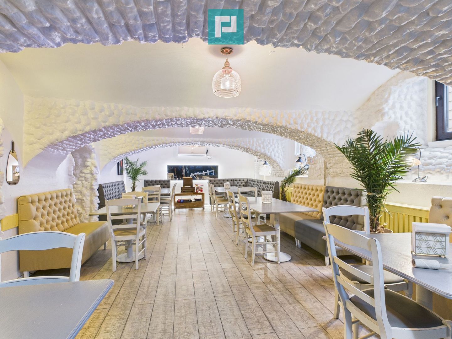 Spațiu comercial Horeca cu vad excelent - Poză 4