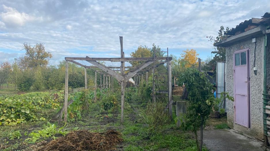 Vanzare casă cu teren generos în Săcueni, la 15 minute de Târgoviște - Poză 21