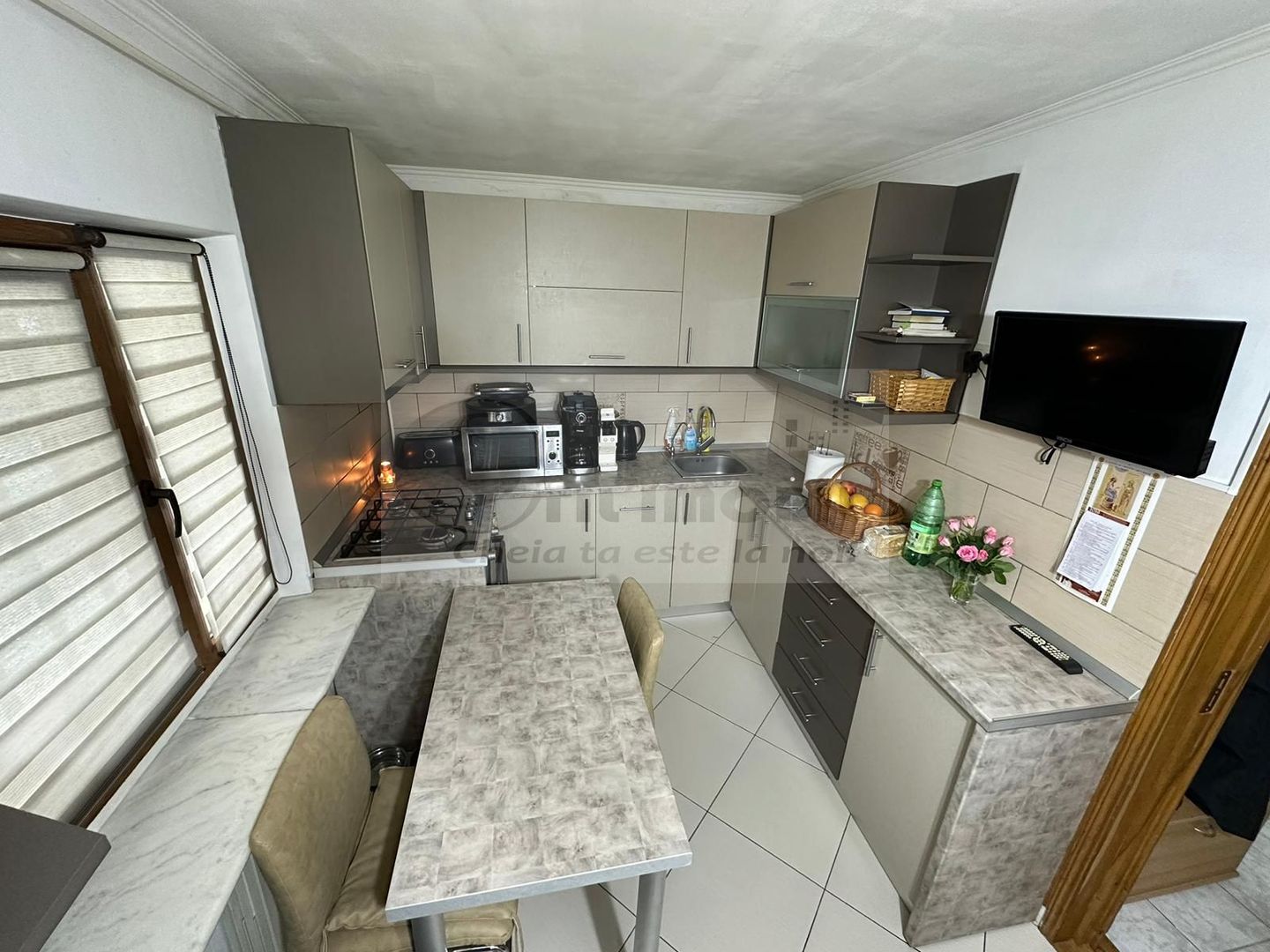 Apartament cu 4 camere/Spatiu birouri/ Cabinet - Nicolina-Str.Pompieri - Poză 8