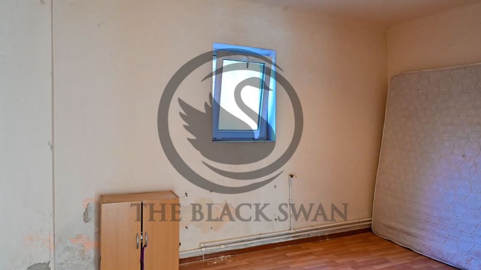 Casa la gri de vanzare | Zona Centrala - Bucov | Comision 0% - Poză 14