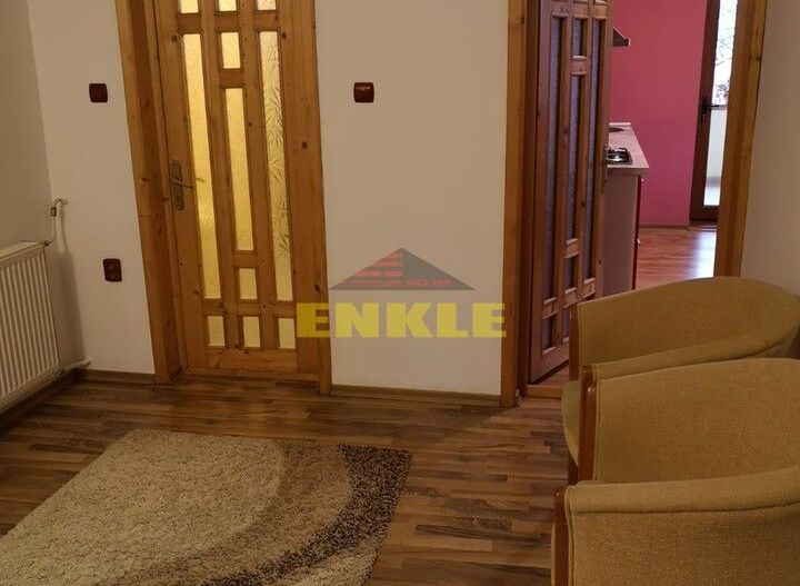 Apartament 3 cam. la vila,mobilat/utilat,600 euro cu utilitati incluse - Poză 4