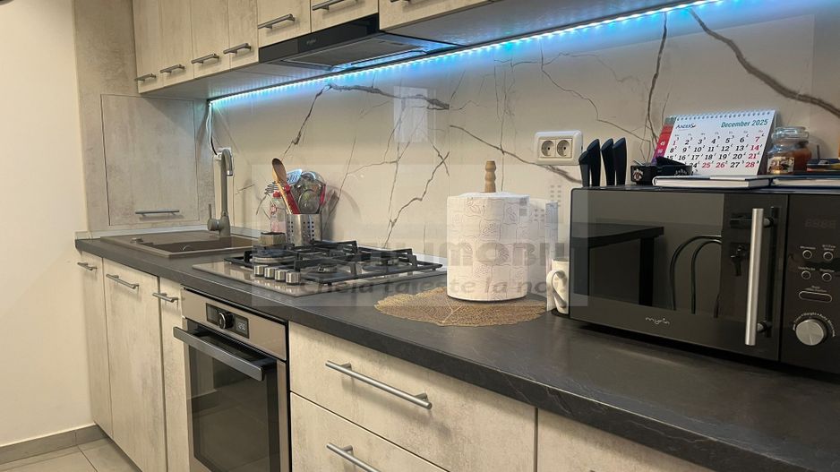 Apartament 2 camere Platou Galata - 420 EURO - Poză 3