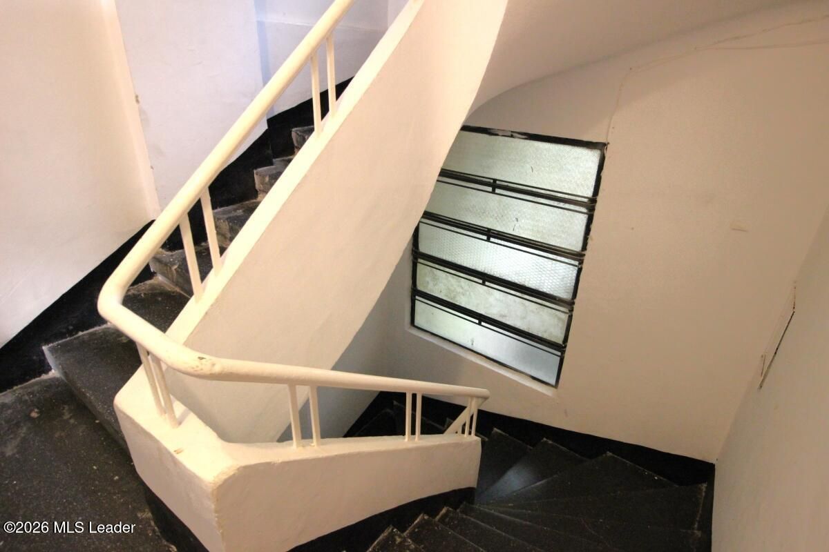 Piata Romana, 4 camere 138 MP total, Etaj 2/9, renovat - utilat, liber - Poză 58