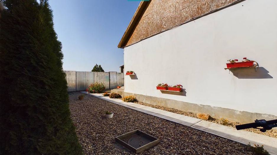 Casa de vânzare cochetă in Zimand-Cuz - Poză 4