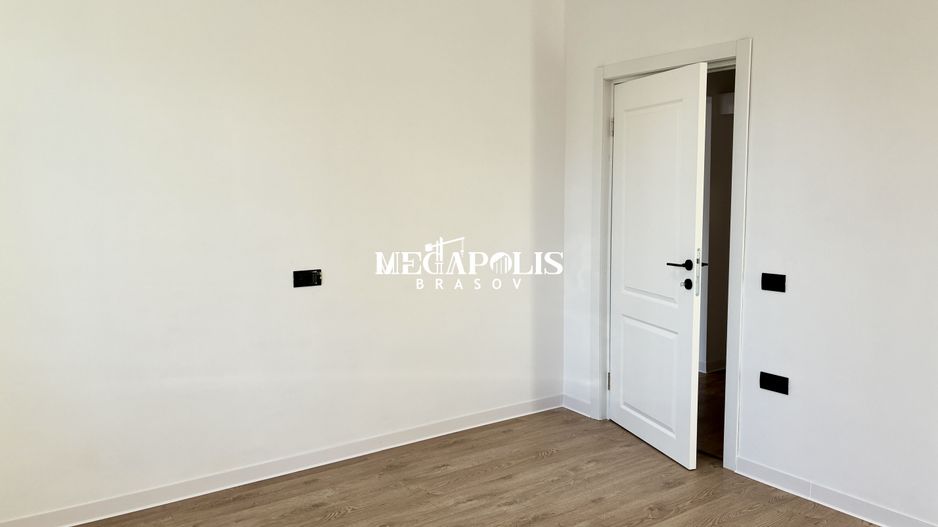 3 Camere / Tractorul / Renovat / Credit - Poză 15