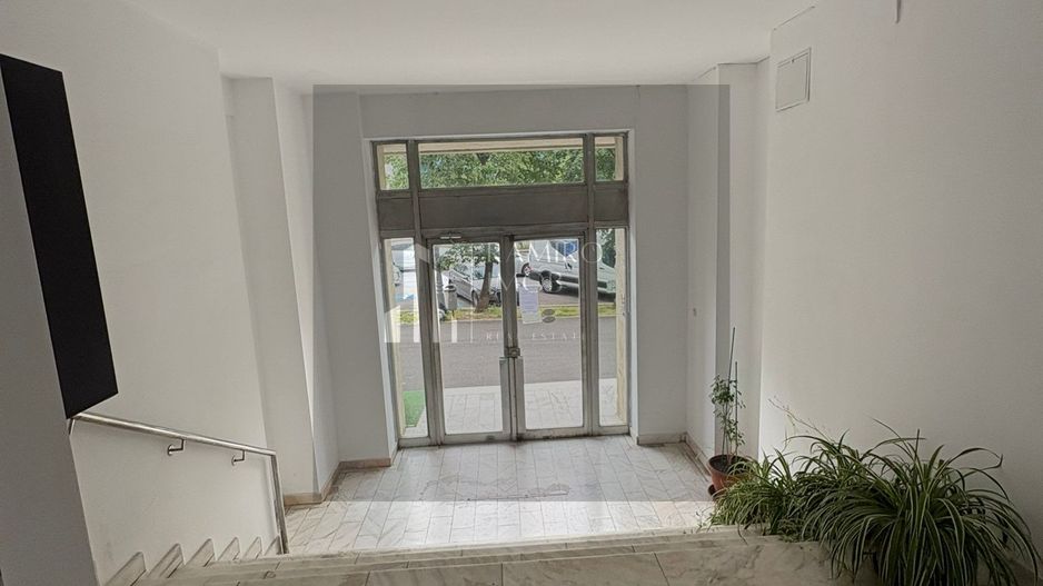 4 camere  etaj 1 /450 m METROU UNIRII - Poză 18