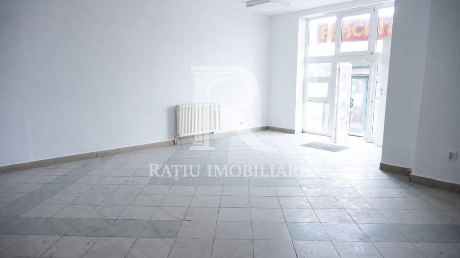 Spațiu Comercial | Bulevardul Decebal | Parter | 80 mp utili | Oradea - Poză 1