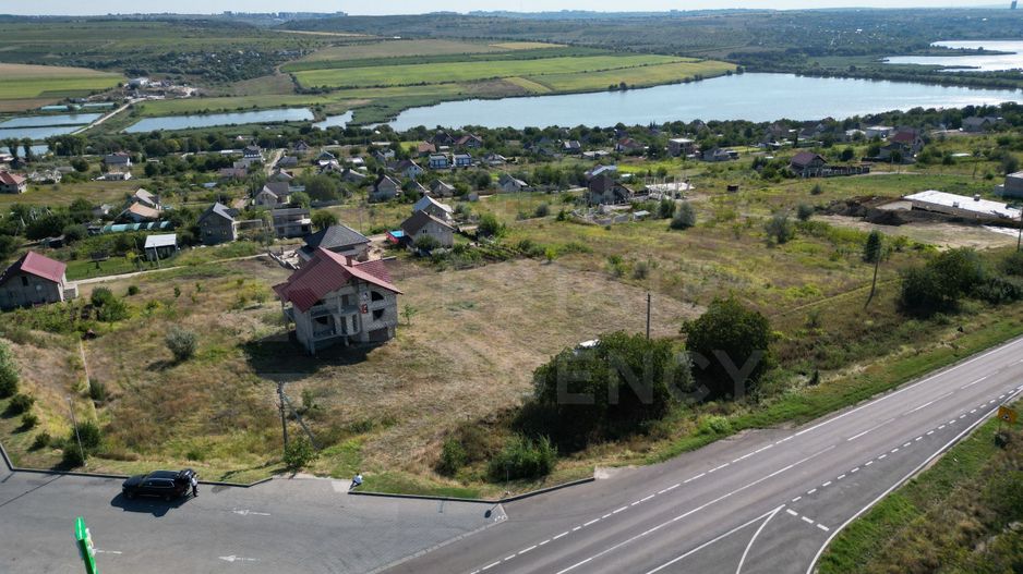 TEREN COMERCIAL  – TRASEUL CHIȘINĂU–LEUȘENI - Poză 6