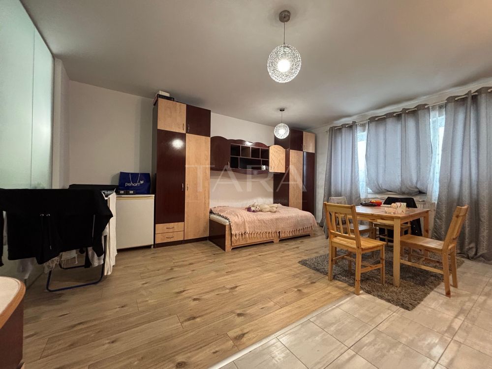 Apartament 1 cameră, parcare - Iris - Poză 9