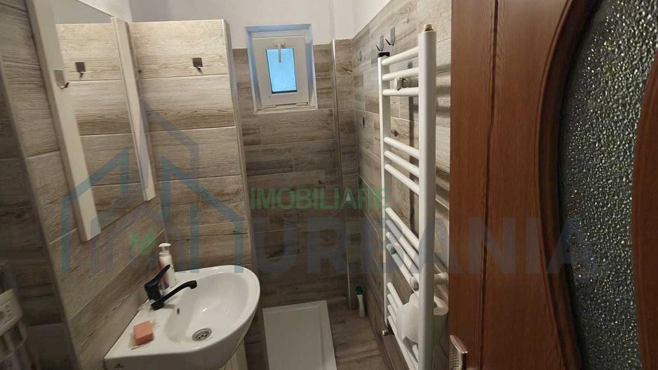 Apartament 4 camere de vânzare în zona Frumoasa, strada Plantelor, Iași - Poză 2
