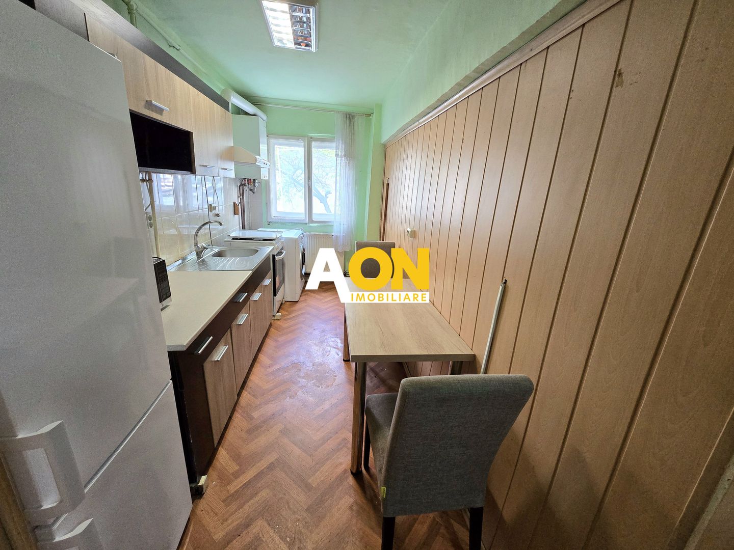 Garsonieră, 30mp, Zona Sub Stadion - Poză 1