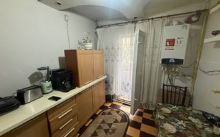 Apartament 2 camere Decomandat 1 Mai zona Pelendava et 1/4 - Poză 8