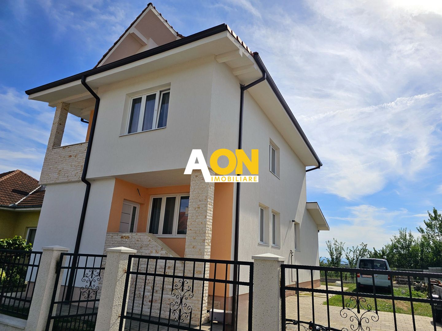 Casa noua, 4 camere, 490 mp teren, zona Recea - Poză 1