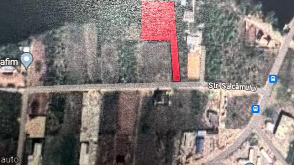 Teren la lac - Poză 1