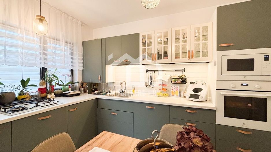 Casa individuala 4 camere, La Cheie, 110mp, Teren 519mp, Jucu de Sus - Poză 12