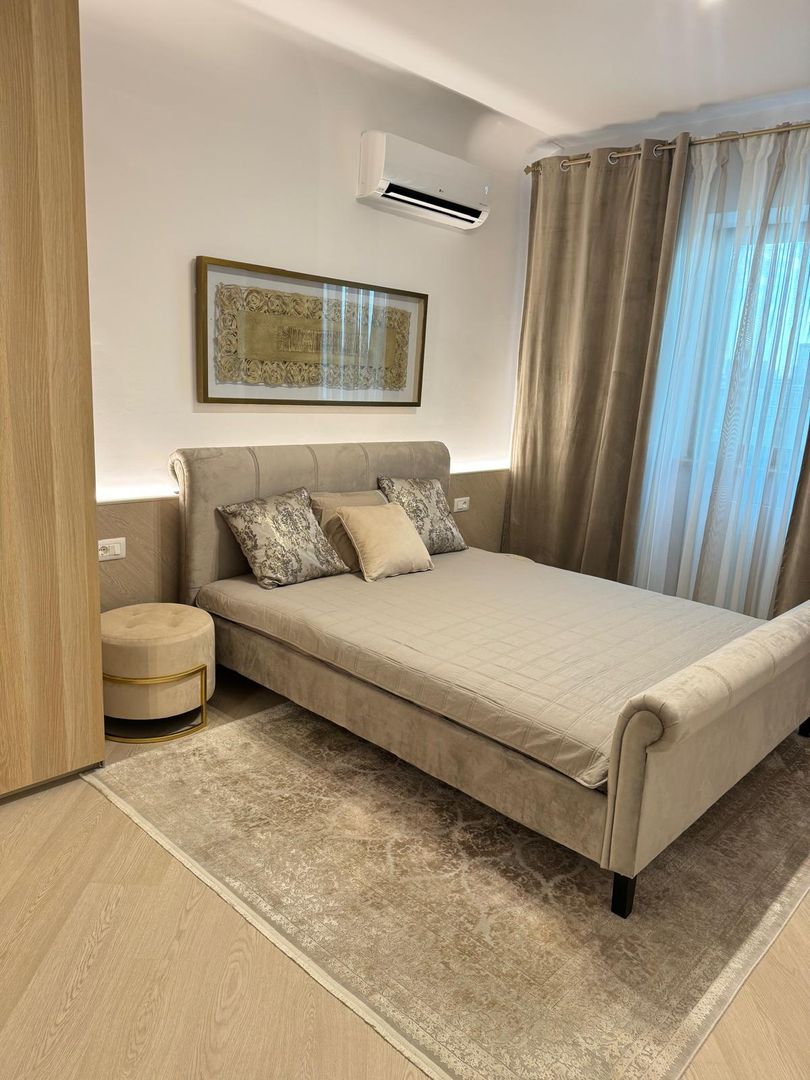 | Top View | Cortina North | 3 Rooms | Luxury | - Poză 11
