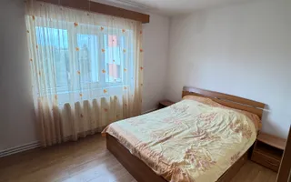2 camere decomandat etaj 2 zona Sagului - CENTRALA PROPRIE - Poză 12