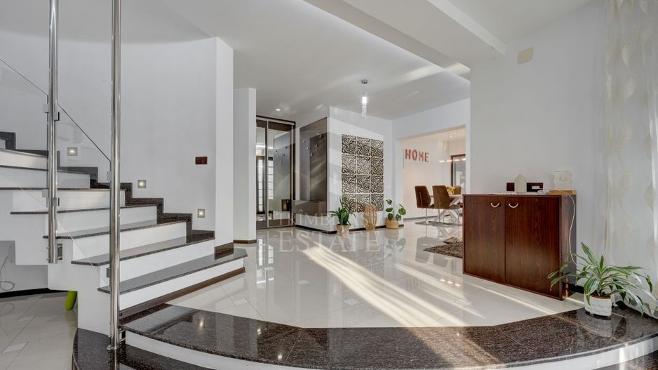 Vilă 342 mp cu piscină și 800 mp teren / 4 dormitoare / Pleașa - Poză 26