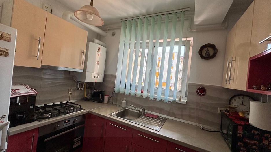 Apartament impecabil 69,5mp 3 camere  2 băi etaj 1 cu loc de parcare - Poză 17