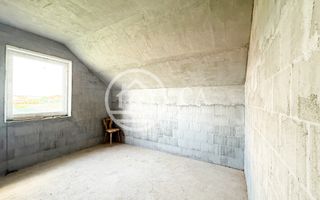 Casa de vânzare cu 4 camere in Episcopia, Bihor - Poză 8