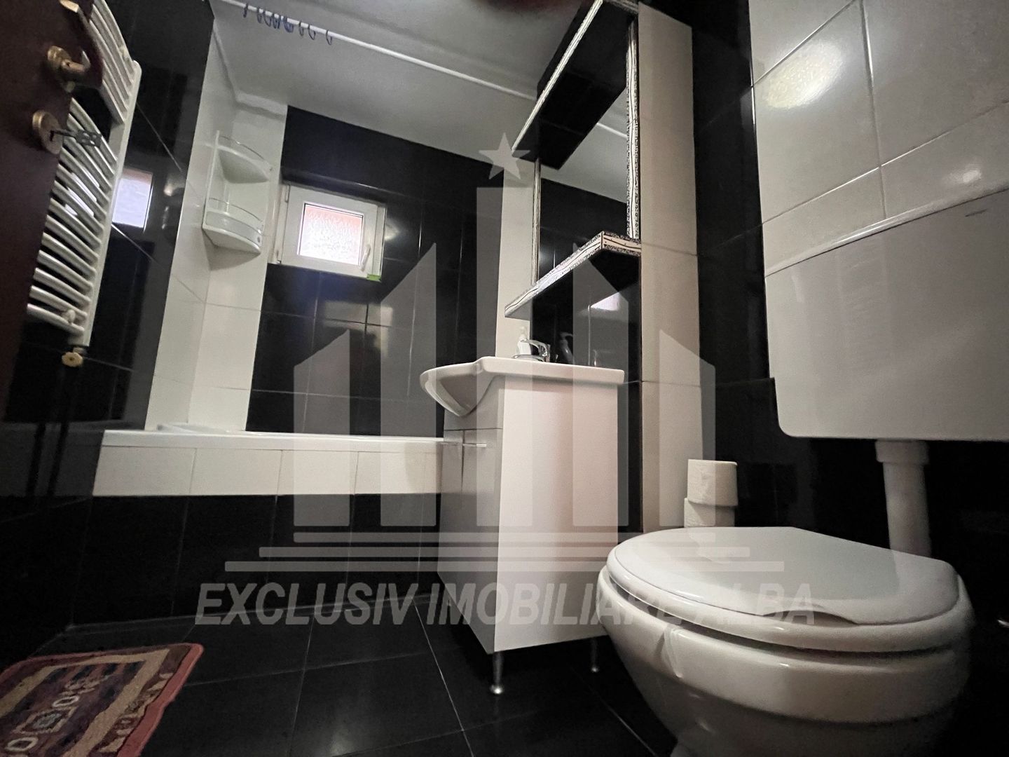 Apartament cu 3 camere de vanzare, Cetate - Poză 7