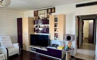 De vanzare - 3 camere decomandat etaj 4 - Splaiul Unirii - Poză 2