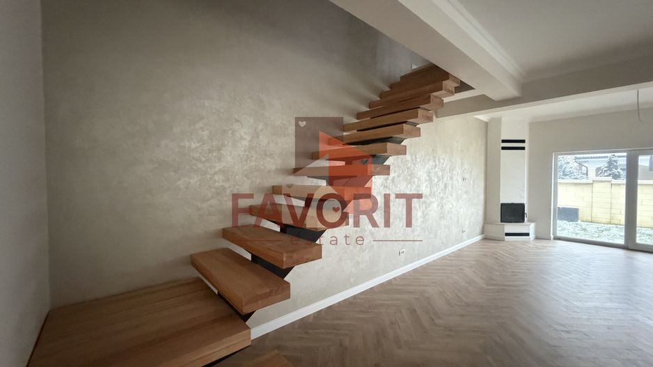Disponibila imediat. Zona centrala. Toate utilitatile si asfalt - Poză 3