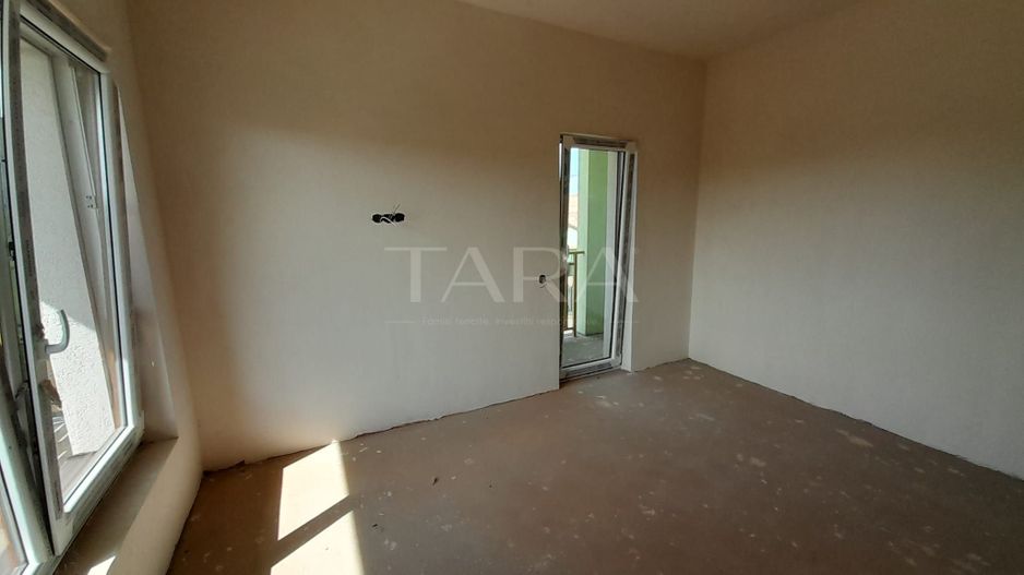 Apartament cu grădină generoasă, în ansamblu privat din Apahida. - Poză 1