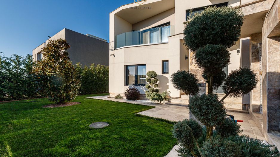 O Capodoperă Arhitecturală, Oferind Eleganță și Confort - Dumbravita - Poză 8